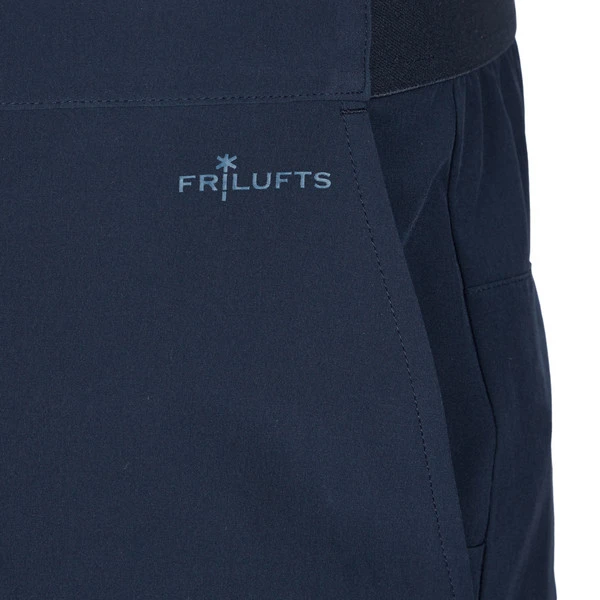 FRILUFTS KERASIA SHORTS Herren Shorts DARK SAPPHIRE 6 FRILUFTS KERASIA SHORTS Herren Shorts DARK SAPPHIRE – Bild 4